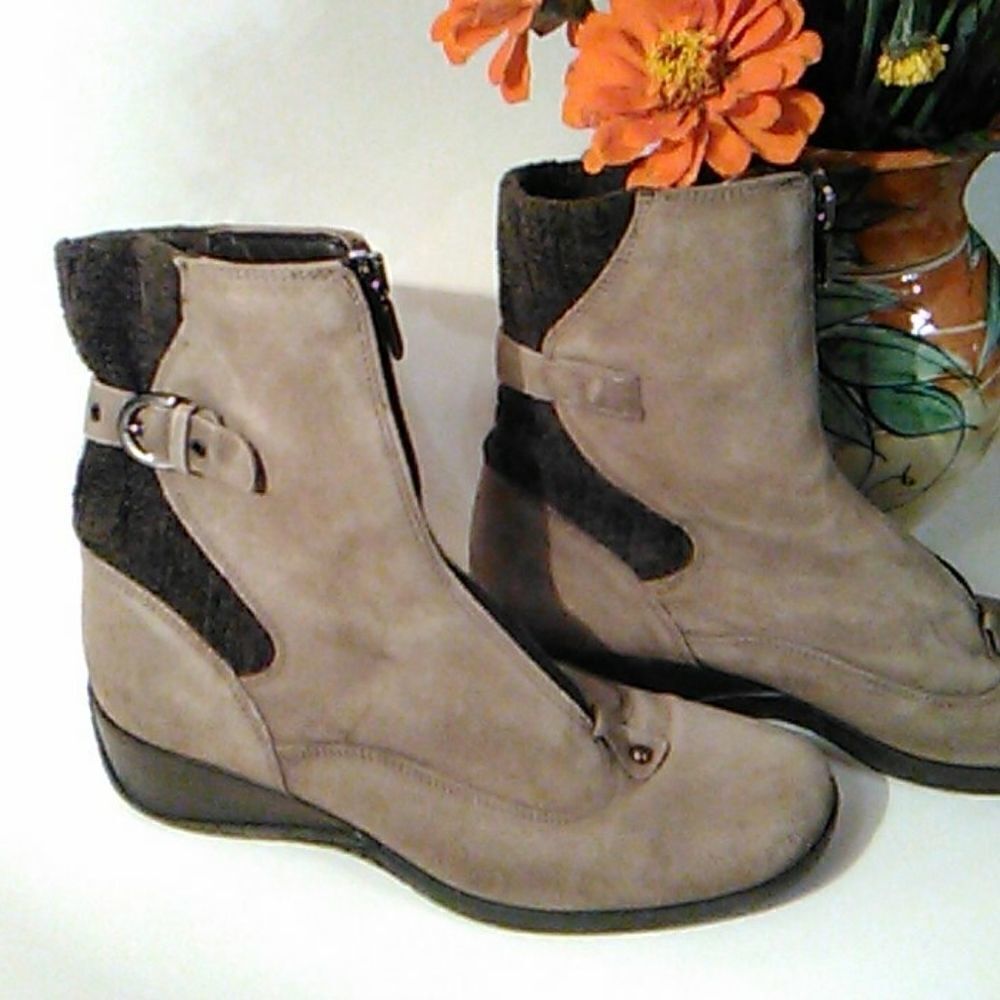 Aquatalia Suede Short Wedge Booties